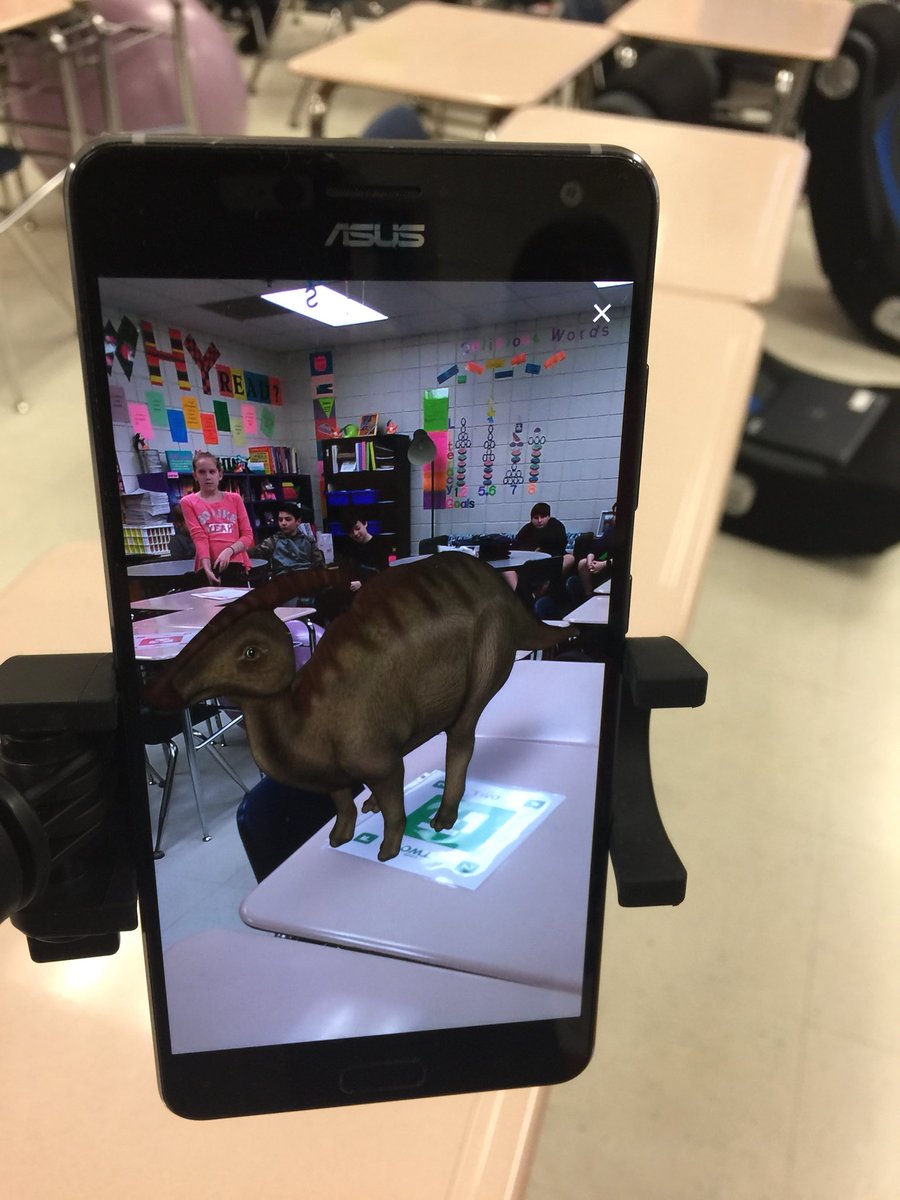 Dinosaurs on the tables!! at CMS. :) Having some fun w Google Expeditions AR <a href="/MariaTenny/">Maria Tenny</a> <a href="/imBrianReed/">Brian Reed</a> <a href="/markpennycuick/">Mark Pennycuick</a>