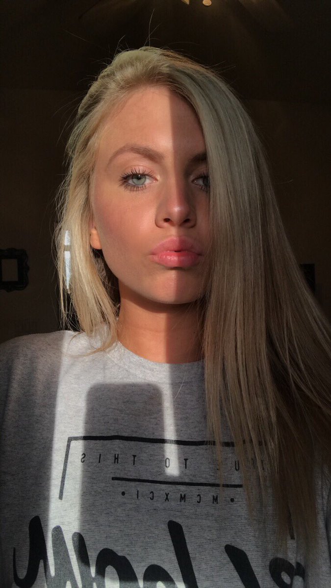 marley_leigh_'s tweet photo. 🌤 https://t.co/flt6ne7VKK