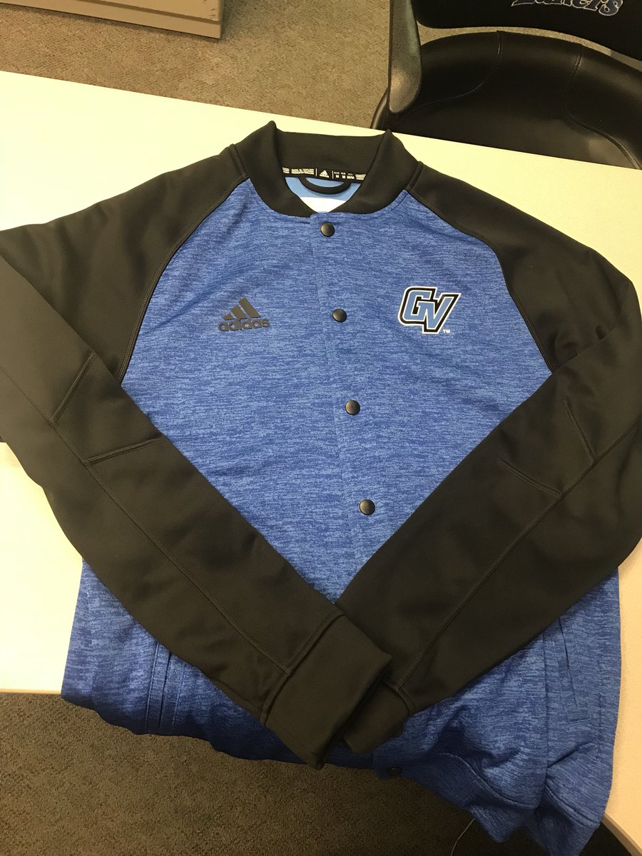 Follow &amp; RT for chance to WIN! <a href="/GVSUTeamShop/">GVSU Team Shop</a> Spring Sale: Tuesday, April 17 10am-4pm, FH Arena! BE THERE!