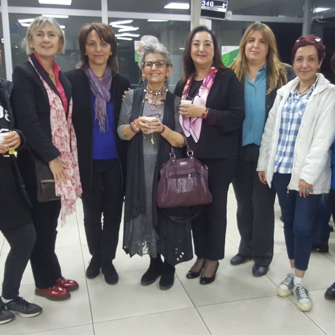 Twltter26445690's tweet image. #KadınlarDurmayacak #YerelYönetimlerdeKadın #Sodev Eğitiminden bir kare.. Teşekkürler @yasarseyman  Güzel ve yararlı sunum için