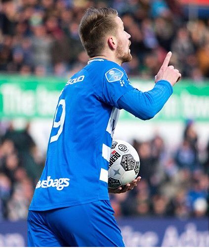 Peperbuskruit's tweet photo. Zaterdag alle ballen op @PiotrP30 ! #InPiotrWeTrust #partycheck #advocaatjeplagen #4-1 https://t.co/m3mKwJPerZ