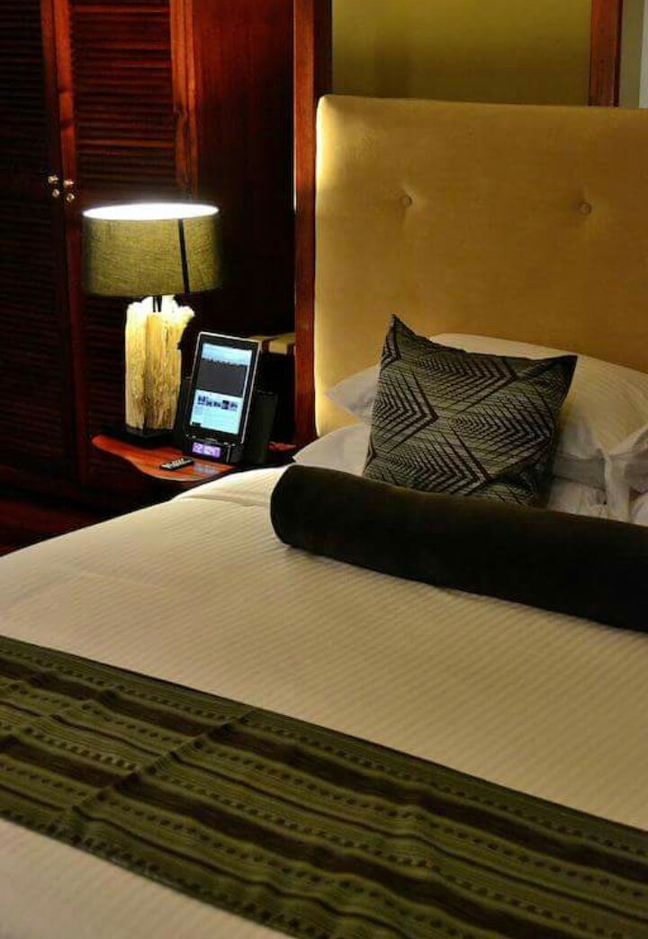 kibokoluxcamp's tweet photo. One day to #Easter! Enjoy nonstop sightseeing, explore more wind and chicken wings. Book your space with us and get yourself an exclusive package for your friends and family while space lasts. #KibokoLuxuryCamp is the best place to be! #SunAfricaHotels #MagicalKenya
^ES https://t.co/8cWisQkO7S