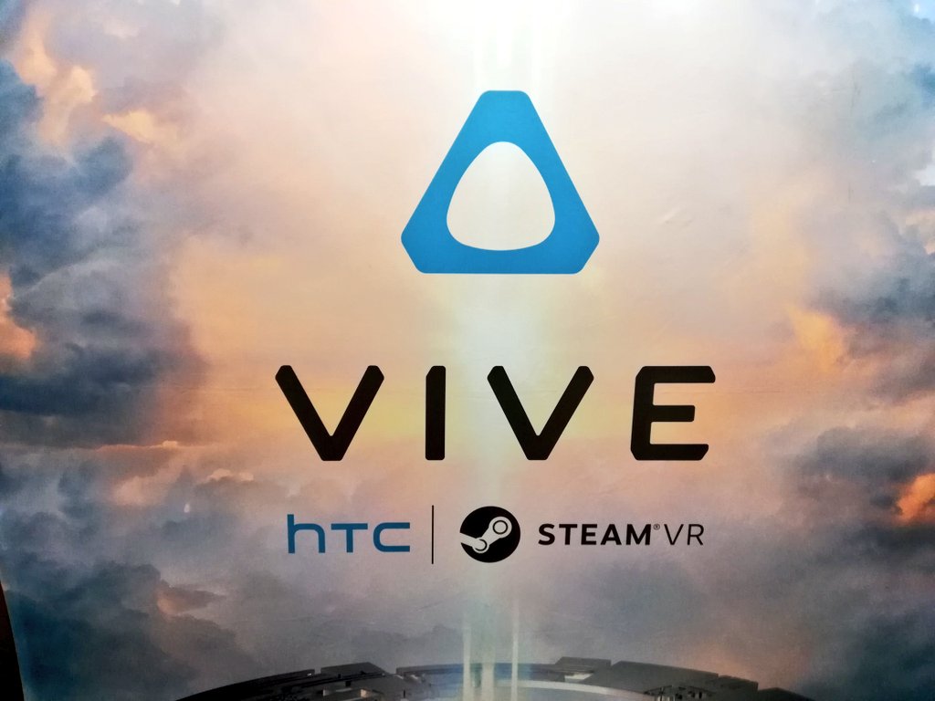 LtPaterson's tweet image. Découverte du #HTCVivePro! Belle mise à jour! 😀