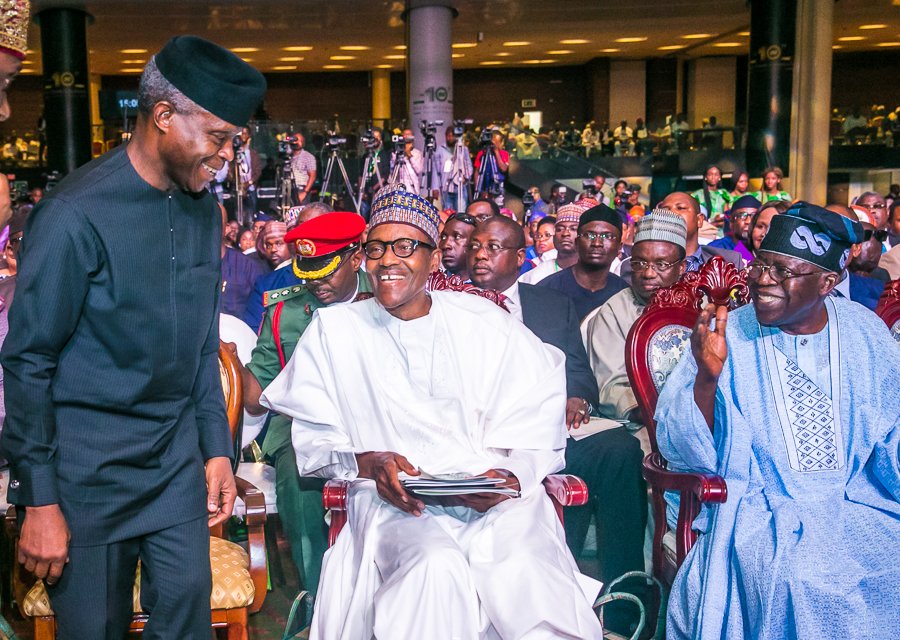 gloria_adagbon's tweet photo. President @MBuhari, Vice President @ProfOsinbajo and his wife, and  several dignitaries joined @AsiwajuTinubu at the 10th edition of the Tinubu Colloquium in commemoration of Ashiwaju's 66th birthday marked today at the Eko Hotel in Lagos. 📷; @novoisioro #PMBinLagos #BTC10 https://t.co/ZAZhNyPcCB