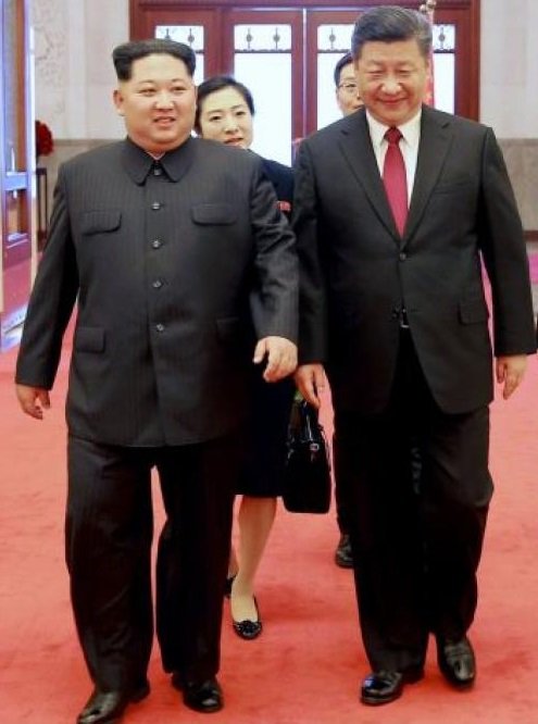 LfilodelabrechA's tweet photo. #FirstDates597 #FirstDates Y tu Xi? Que tal te lo has pasado con Kim Jong Un ¿Tendrias una segunda cita?
-Chi. https://t.co/IO5ldBE6Sy