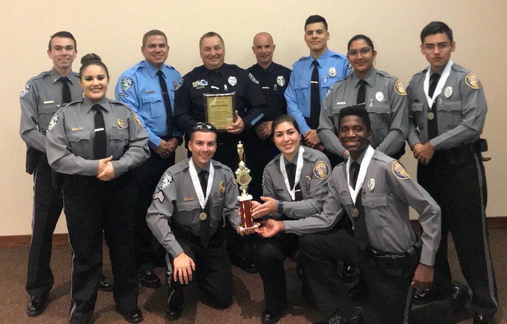 SunrisePoliceFL's tweet photo. During this week, 22 agencies sent their Explorer Posts to Sunrise for a competition. Congratulations to Sunrise Post 88 for placing 4th in the traffic stops. Thank you to everyone that helped organizethis event. #SunrisePolice #PoliceExplorers #ExplorerPost https://t.co/VSVc8hrGXA