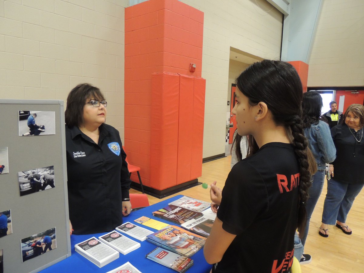 Rio Grande City Cisd Veterans Middle School Students At Veterans Middle School Had The Opportunity To Visit With Members From The Community And Consider Career Opportunities For Their Future