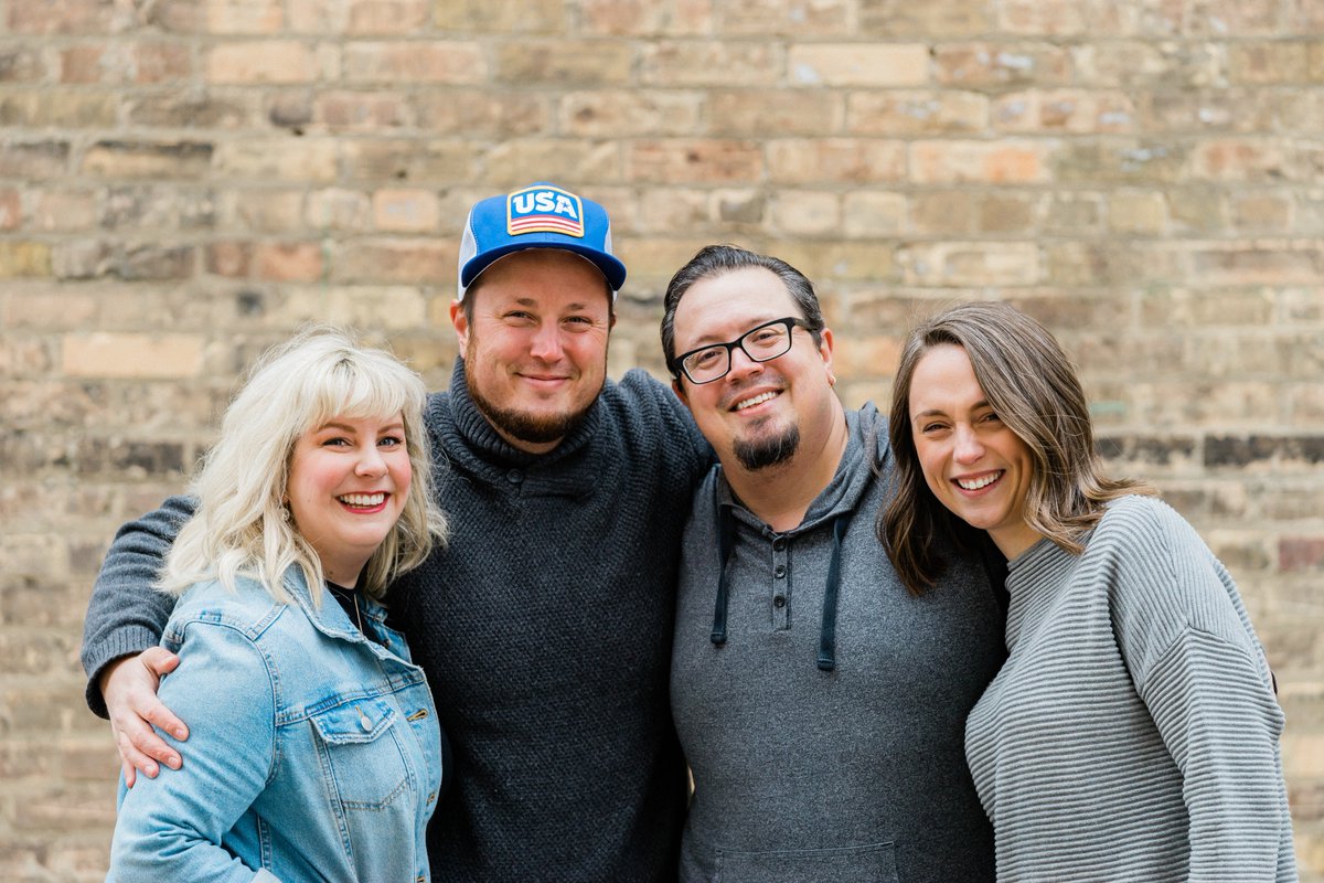 neuneumpls's tweet photo. Hey- we have fun together, what can we say? We LOVE our new photos from #LightBoundPhotography , Thanks Sonja! @lightboundphoto #teamphoto #514studios #squad #squadgoals #northloop #NoloMpls #workhardplayhard https://t.co/TFTQ418Pg5