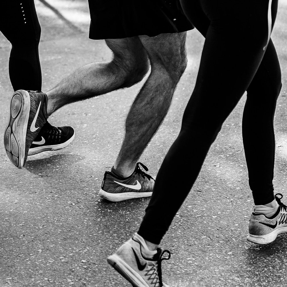 SimonsigWines's tweet photo. Good luck to everyone running the @2OceansMarathon this weekend! Bring your medal and enjoy a glass of Chenin of us π· #sipSimonsig #drinkSimonsig #visitWinelands #OMTOM2018 https://t.co/nY06sQMLUS