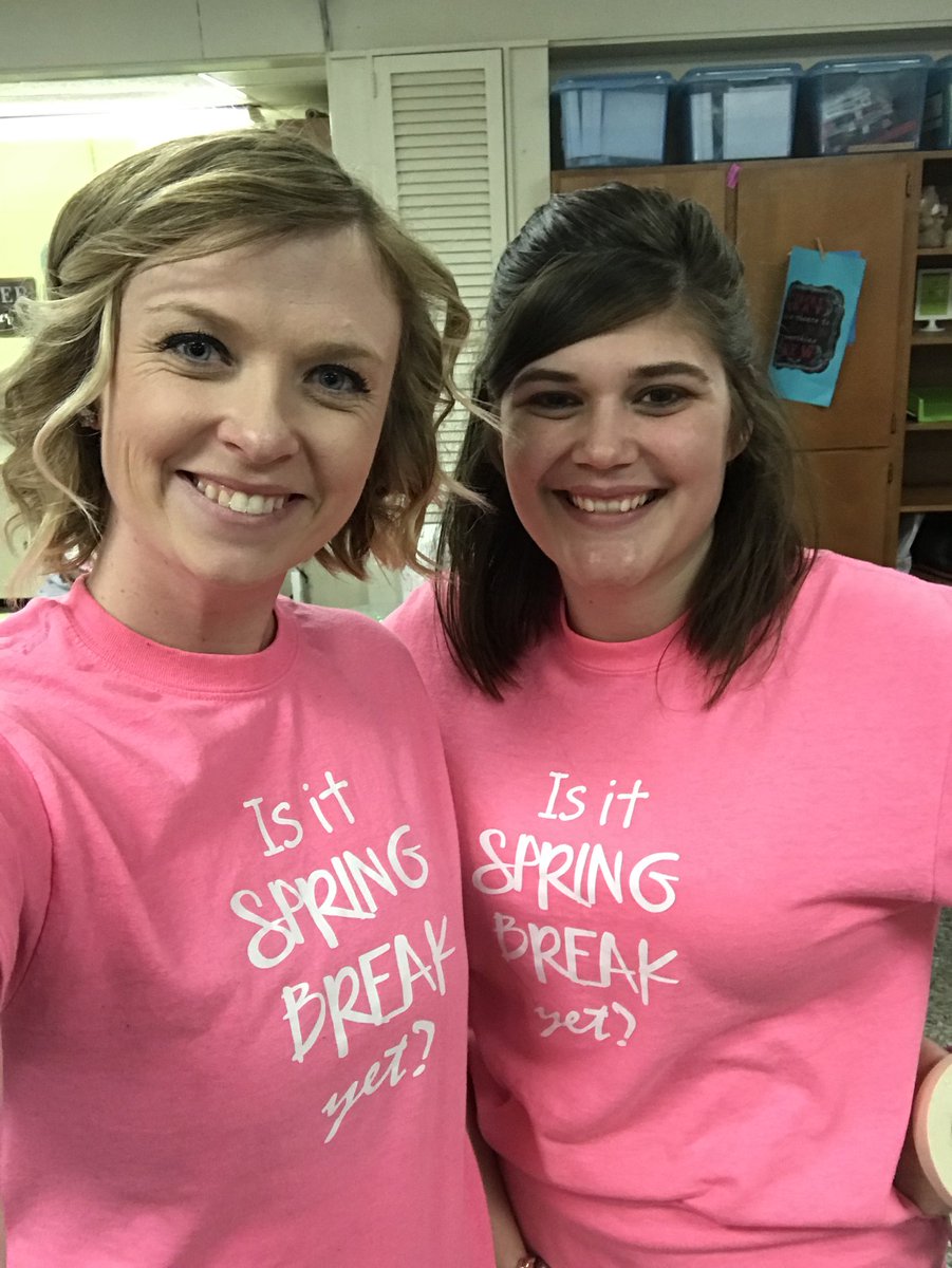4thgradehfe's tweet photo. Who’s ready for spring break?!?🙌🏻🖤 https://t.co/1jKF0cGXrC