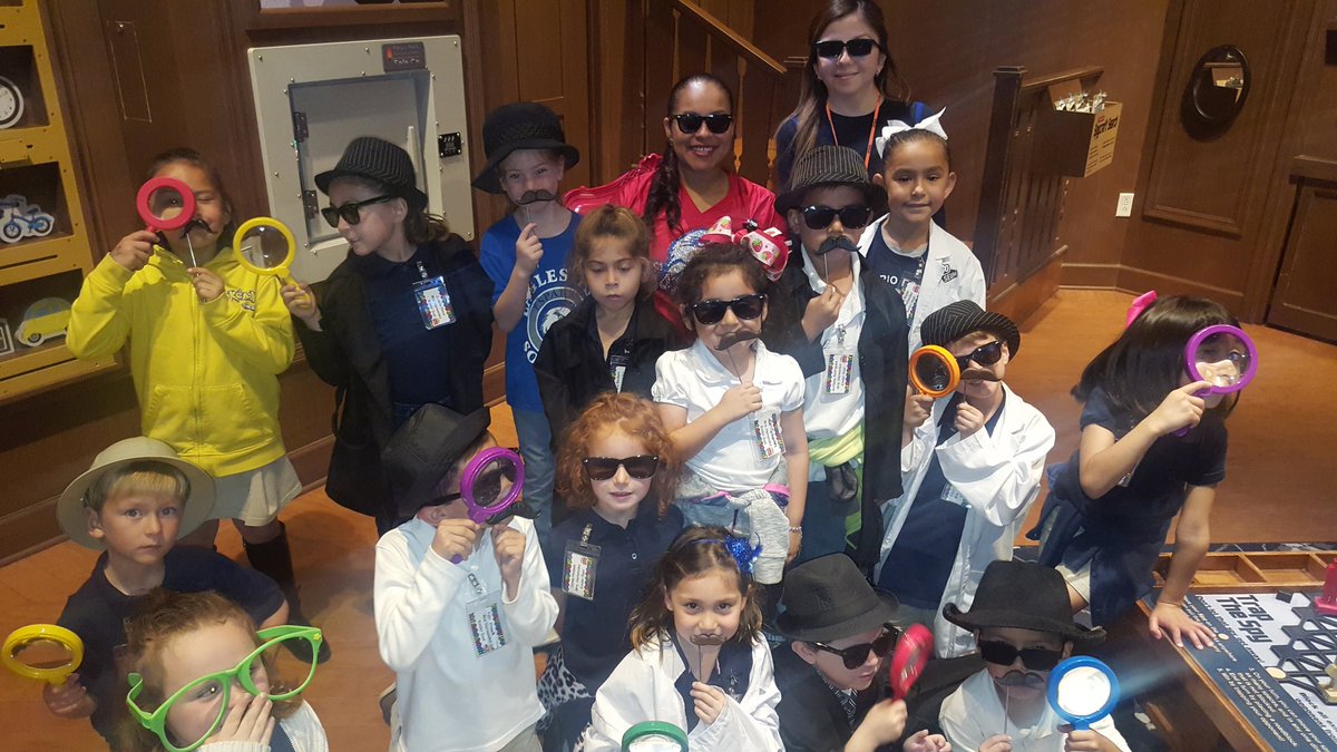 HernandezKinder's tweet photo. Kinder field trip!!  Doseum fun😍 @NISDEsparza https://t.co/WFD4P7dHuK