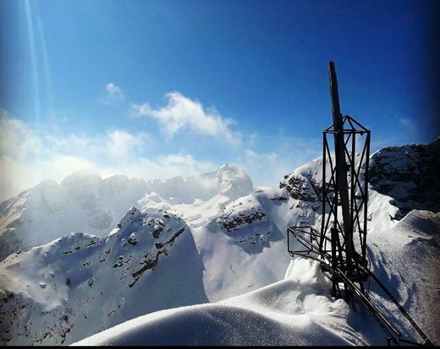 brentaskyrace's tweet photo. Ecco come si trova la Cima Loverdina in questi giorni!! Favolosa!! Speriamo vada via un po’ di neve per luglio!!!!!!! https://t.co/PgWm8h5Z1O