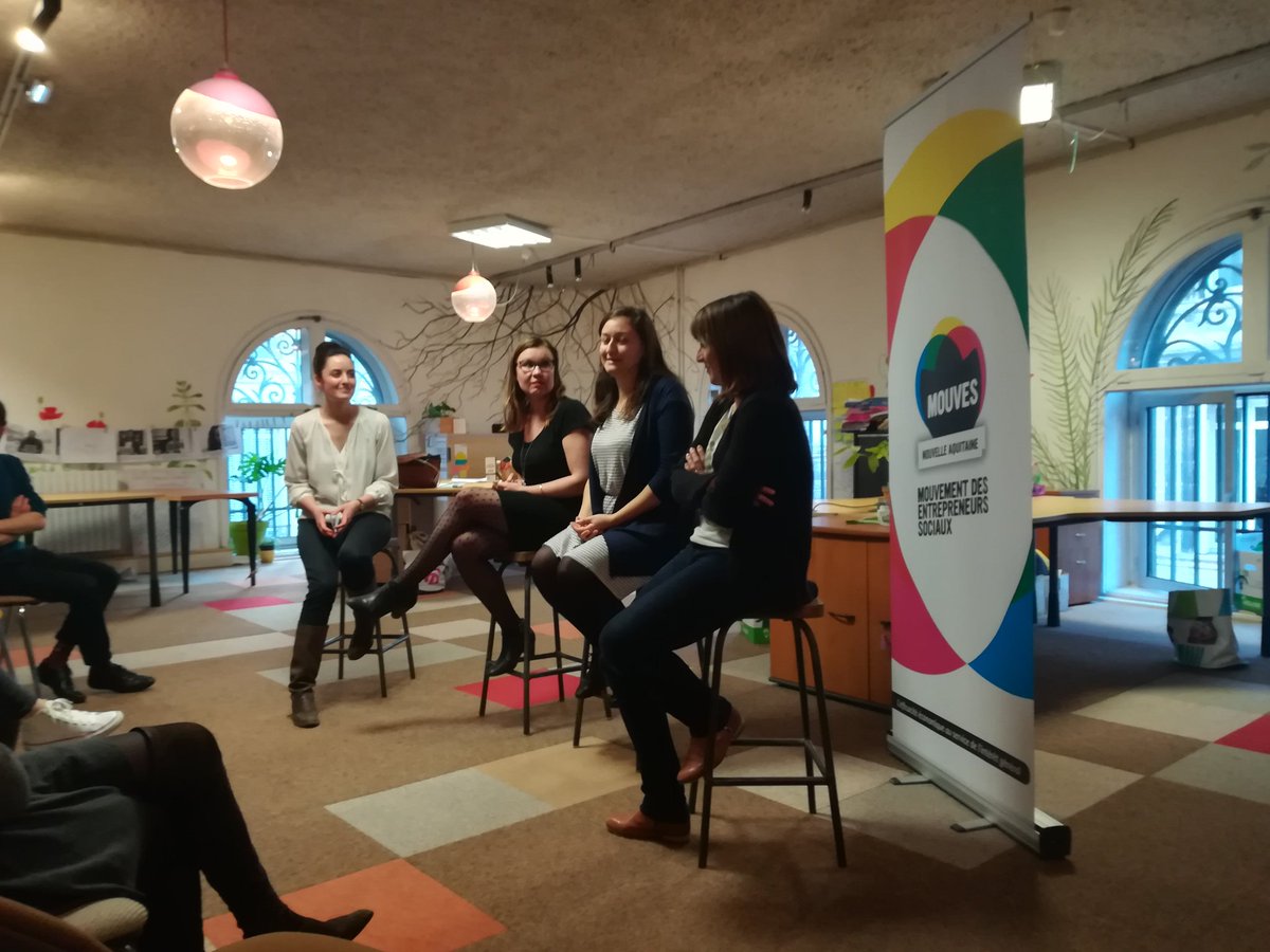 En direct de la soirée de lancement de #LeadHer, programme de #mentorat porté par le @Mouves_ES adressé aux #femmes #SocEnt avec les témoignages des #Caravelles : dont Marie de @AgenceRhizcom, Stéphanie de @MundaoUpcycling, (nos #corworkeuses) ainsi que Sarah de @livresdeproches