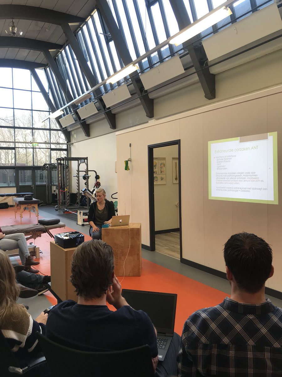 MA_newsfeeds's tweet photo. Vandaag in samenwerking met de Young Physical Therapy association een skillslab Neurodynamica van Stella Harder #dutchypa #neurodynamica #PhysicalTherapy #fysio #sharingknowledge #fysiotherapie https://t.co/IWOX5LqaiL