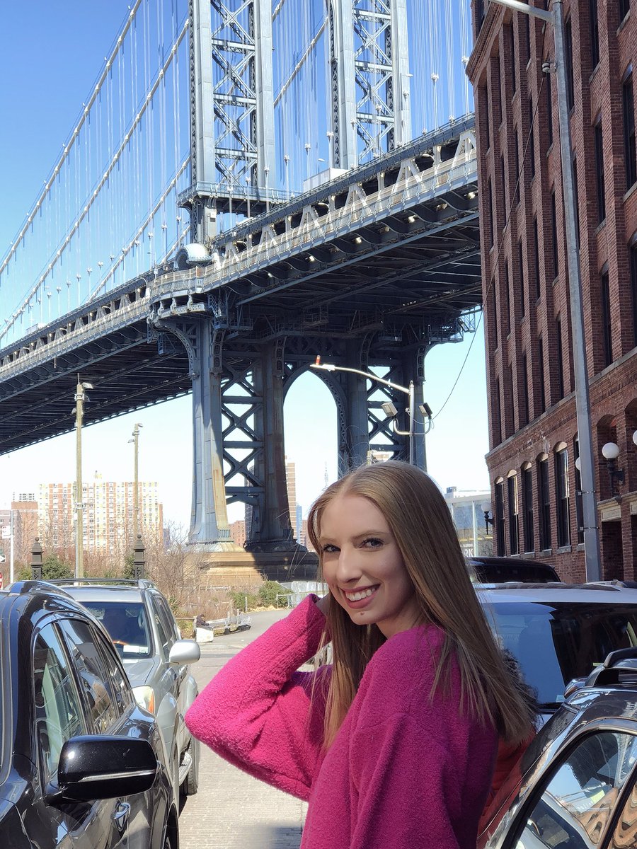 laurencail's tweet photo. nyc, part two 🚖🏙💖 https://t.co/wOxfc8jF4w