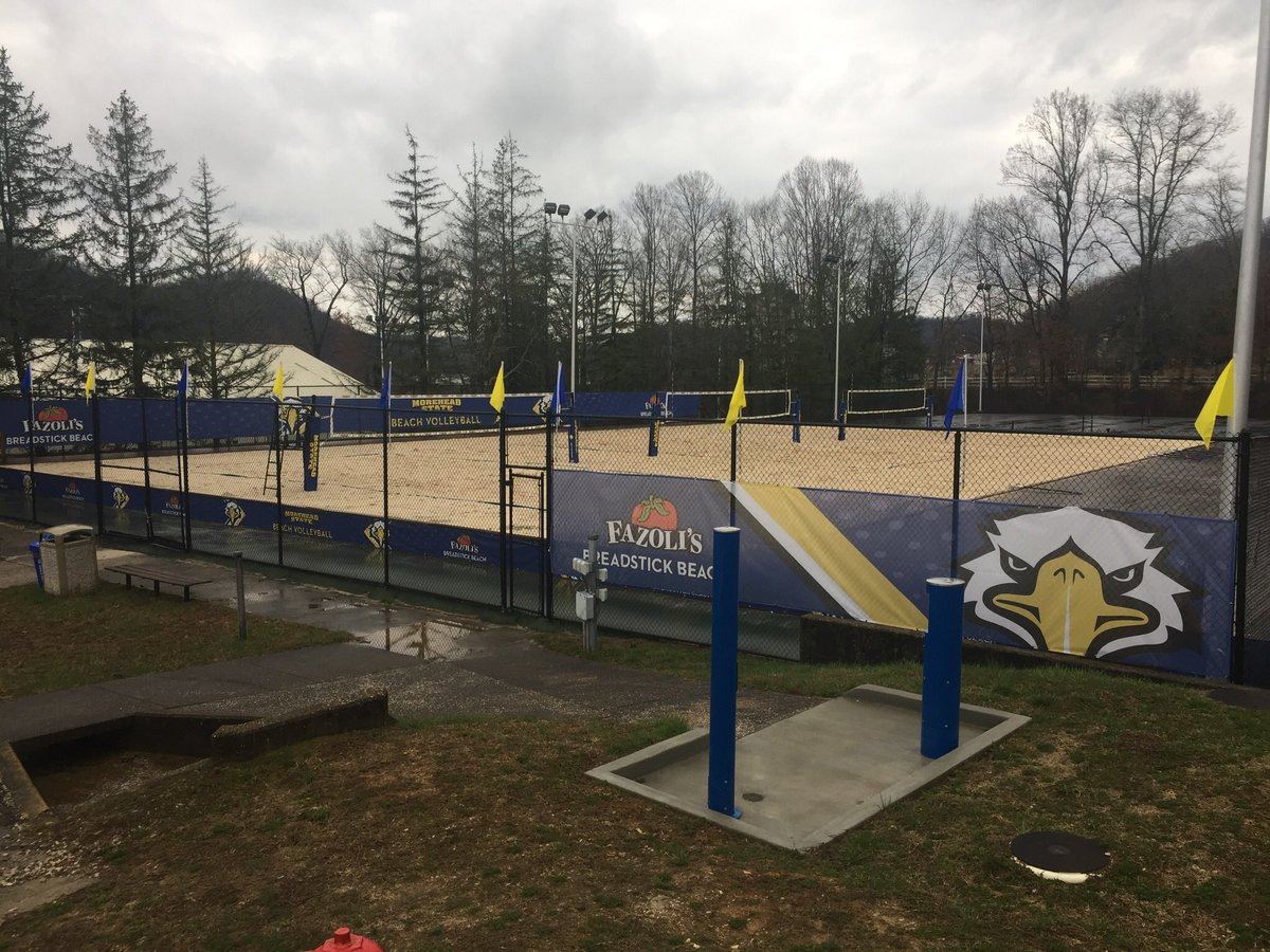 DrBradSmith's tweet photo. Fazoli’s Breadstick Beach!  🥖🏖 Join us at 1pm Monday for the 1st ever sanctioned beach volleyball match in Kentucky. Bring a chair! #OneTownOneTeam https://t.co/PH4ZAZDidk