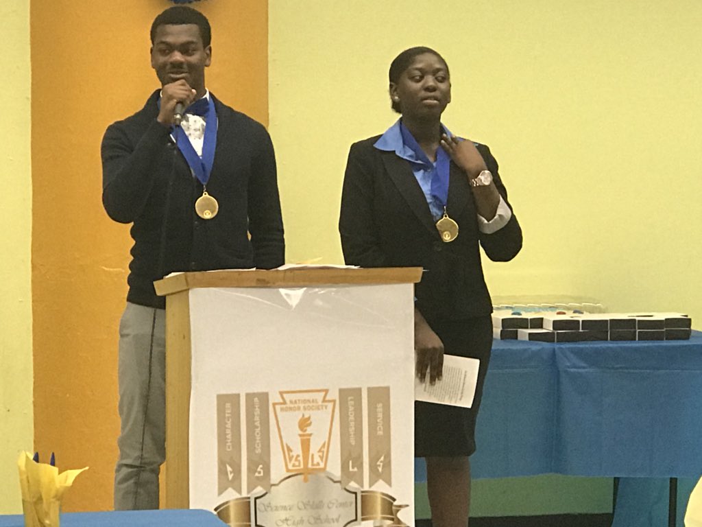 TPaulin_BKNHS's tweet photo. So happy that I was able to share a few words to acknowledge the scholars of Science Skill HS at their National Honors Society Induction Ceremony. Shout out to @ScienceTech Principal McGregor and her new student leaders. Awesome! #StudentStrivers https://t.co/XvopGlvhPA