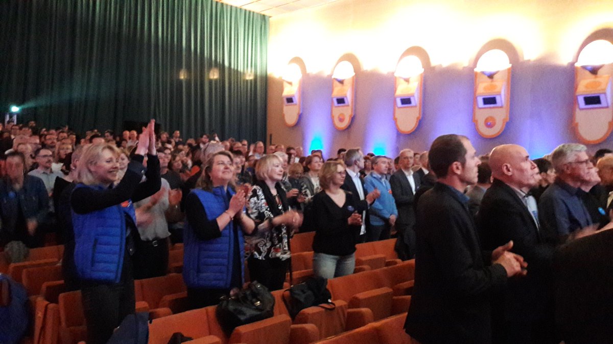 follet_philippe's tweet photo. Convention de la direction commerce Est d'Edf à Vittel: fier de participer à cette belle énergie collective! https://t.co/HERcqcIQSW