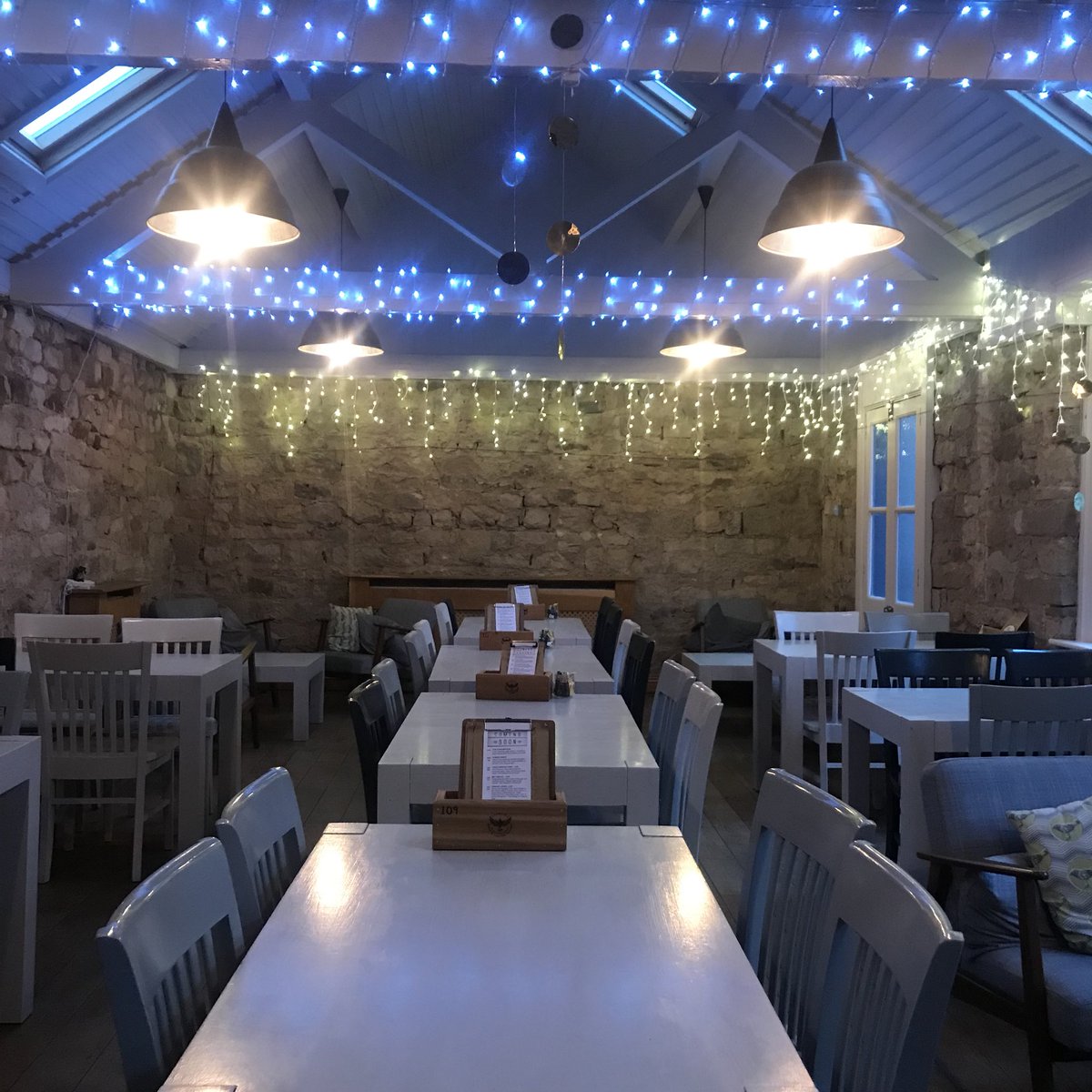 LiveHarrogate's tweet photo. You wouldn’t think this was tonight’s business networking event but it is! Tonight we’re at the gorgeous @StarlingHgte independent coffee and beer house. Come a long & find out more #business #harrogate #businessinharrogate #yoekshire #networking #free #informal #harrogatenetwork https://t.co/nWhKhns5o0