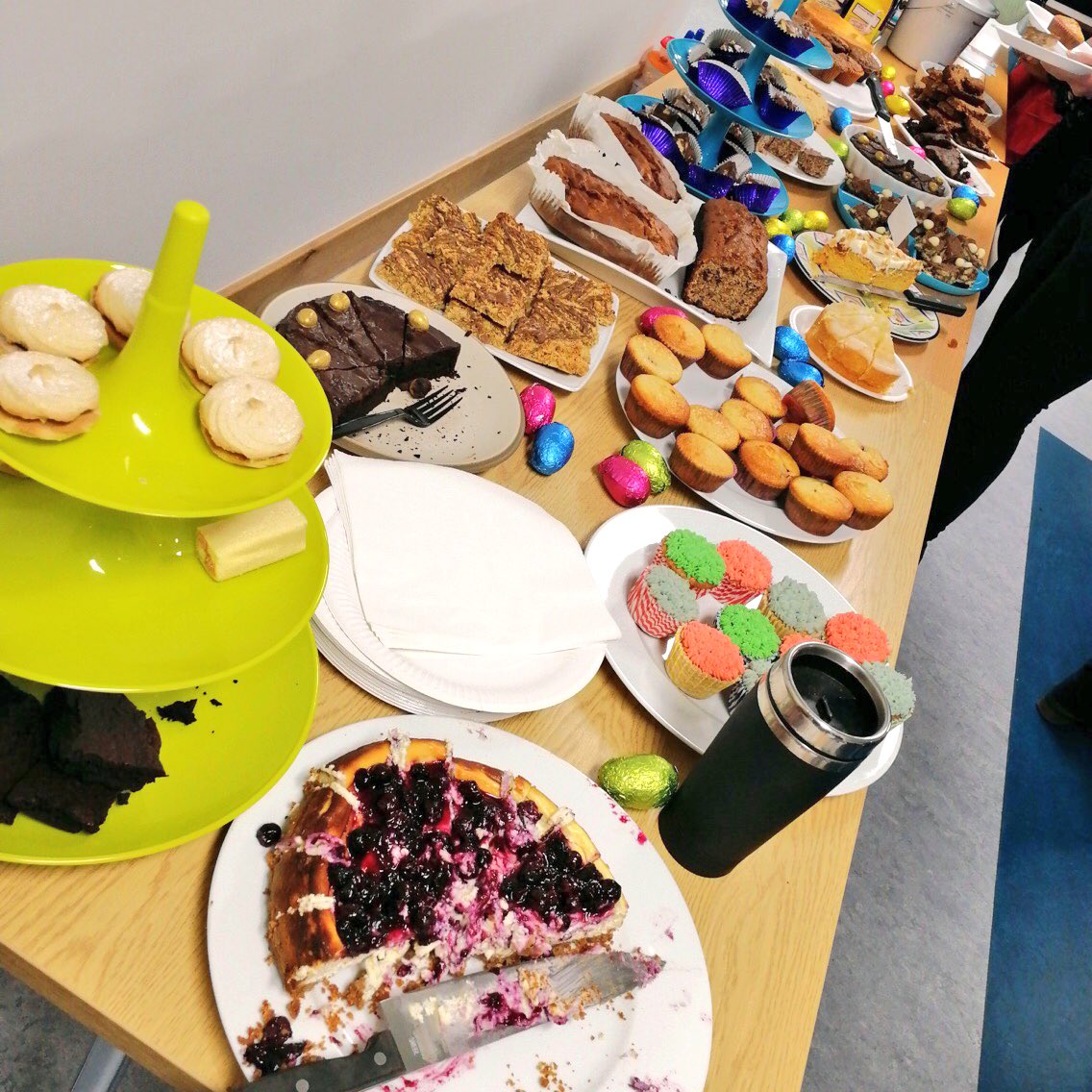 Luweez_Griffin's tweet photo. Just wanted to say a HUGE thank you to all my colleagues in @ucddublin for helping me with my bake sale this morning which raised €822 for @UCDVO Honoured to be part of such a generous and kind community ☺️ https://t.co/5h9LrM53Xt
