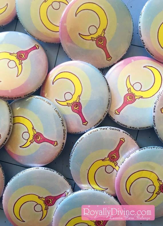 AngelicPara's tweet photo. Thanks for the great review Elisa A. ★★★★★! https://t.co/wVPglFkDJu #etsy #accessories #pin #sailormoon #sailormoonpin #sailormoonbutton #magicwand #moonbutton #royallydivine #magicalgirl https://t.co/axZw1vuKuL