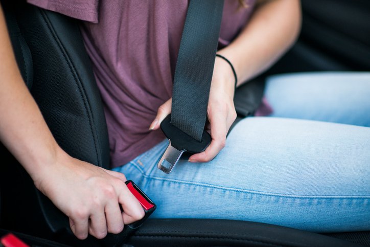 NHTSAgov's tweet photo. You’re always safest wearing a seat belt. #BuckleUpAmerica #SeatBelt #DriverSafety #DriveSafely https://t.co/fNSXNoaYVp