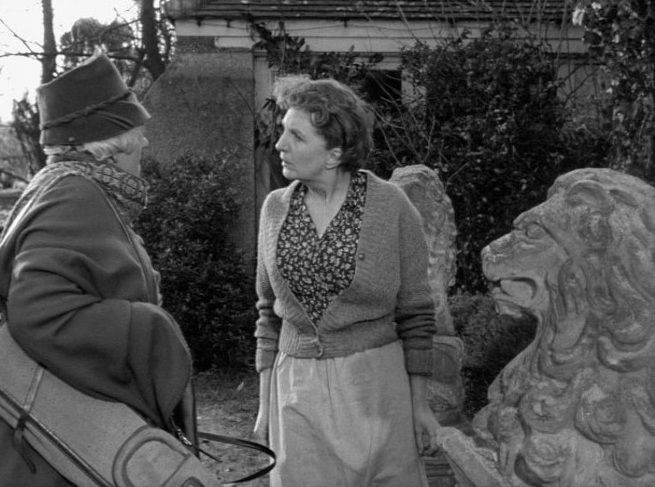 @JoanHicksonFans One of my favourite #MissMarple pictures. #MargaretRutherford and #JoanHickson together in 'Murder She Said'.