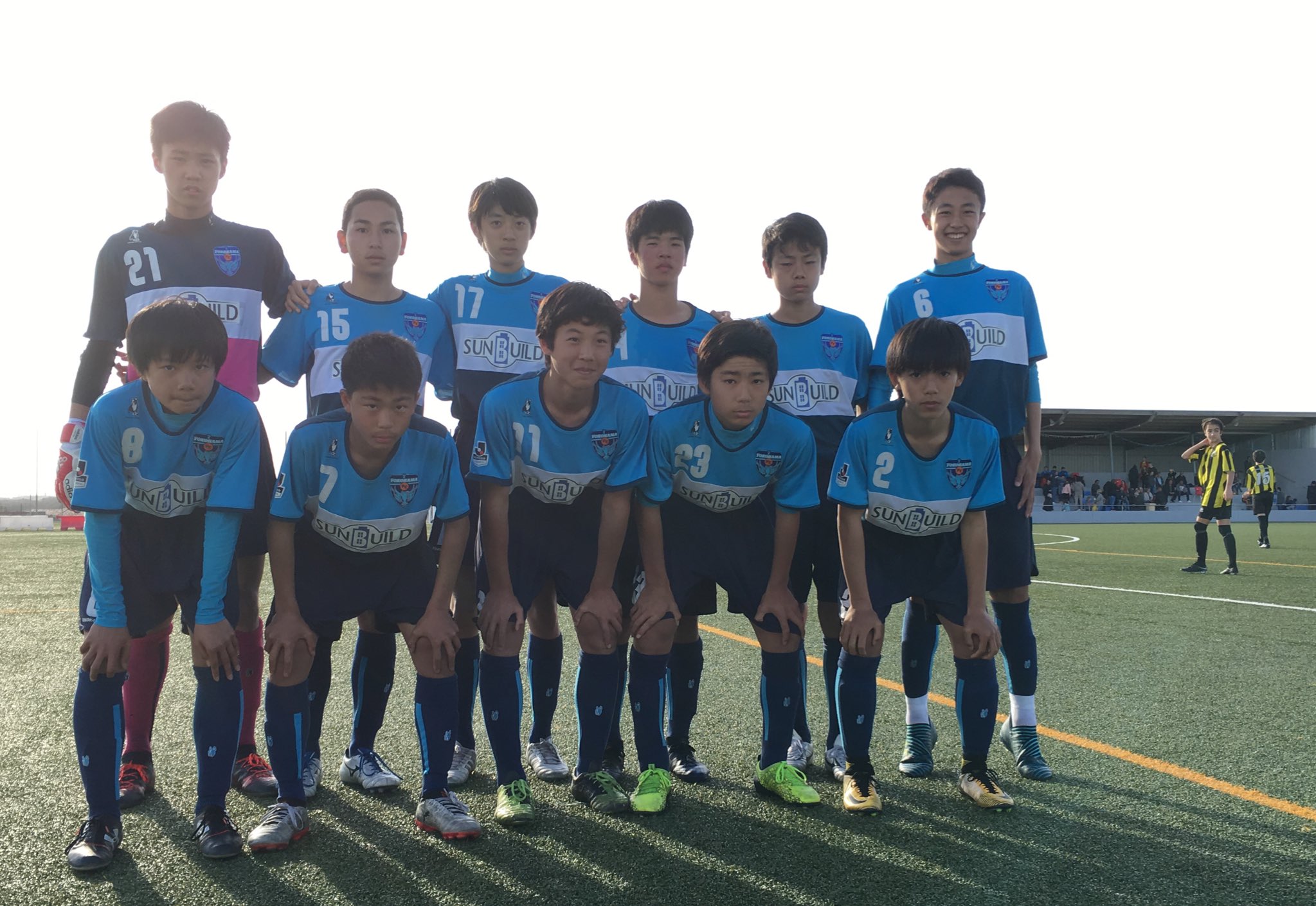 横浜fc 公式 ジュニアユース戸塚u 15は 滞在6日目午前に予選第3戦 Vsvillarrealを闘い1 0 2 1 1 3で敗れました 午後に予選第4戦vssanfrancisco Atheticoに勝利するだけではなくゴールを量産しブロック2位での準々決勝進出を目指します アカデミー