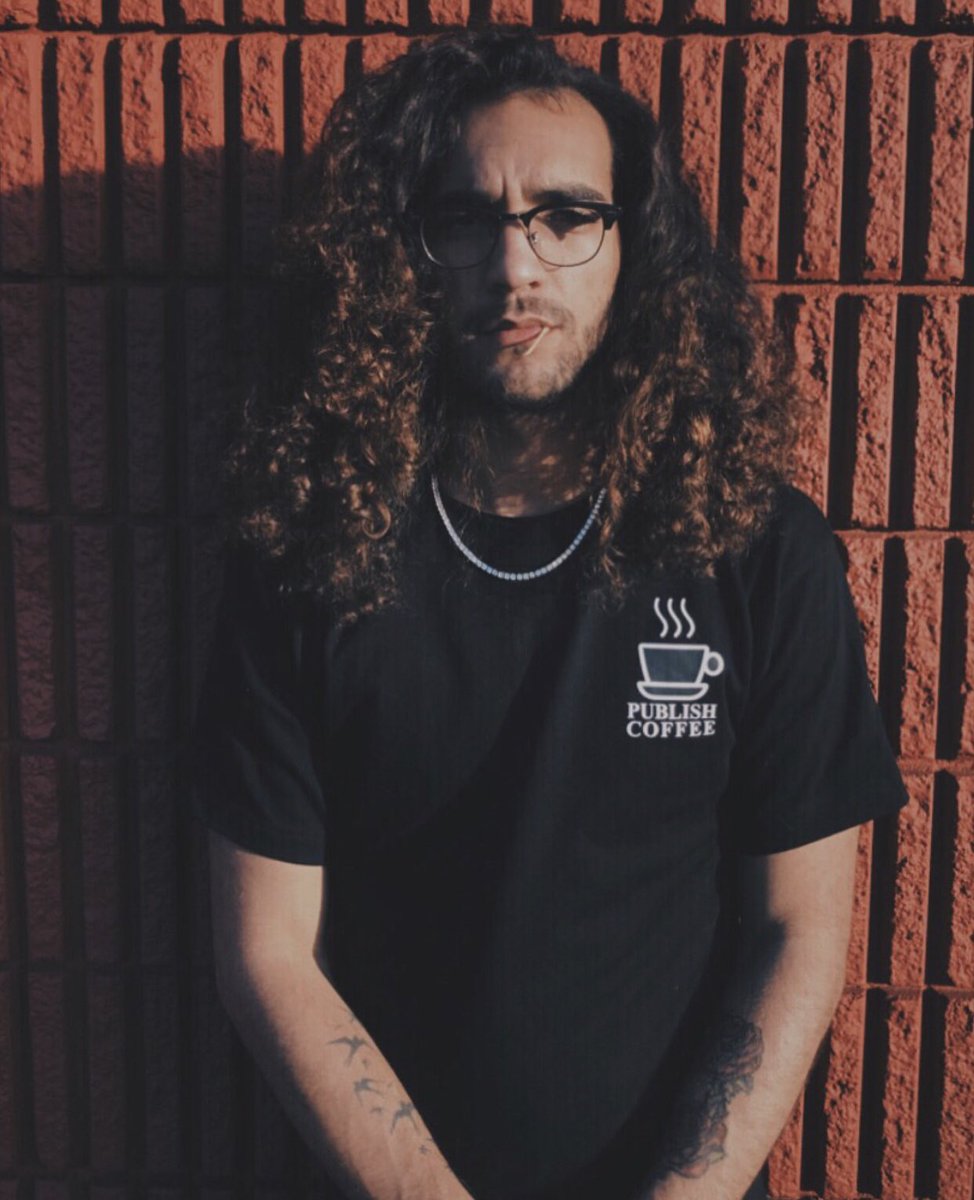 CodyMasz's tweet photo. Miss me with that BS #OpeningDay #publishcoffee #curlyhair #ChopOn #menshairstyles @ManBunNation @HYPEBEAST @fashion https://t.co/44e5vRMTex