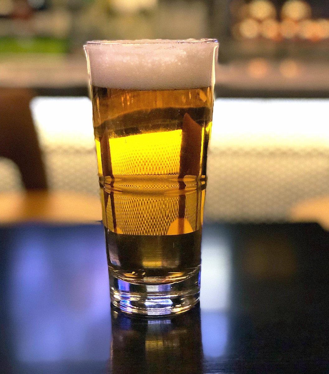 SidebarGrille's tweet photo. We've got big beers for small prices at #SidebarChi today. Be sure to add our Japanese Fried Chicken Bites for $10! ๐ป๐ https://t.co/ZZmJ8y0mqa
