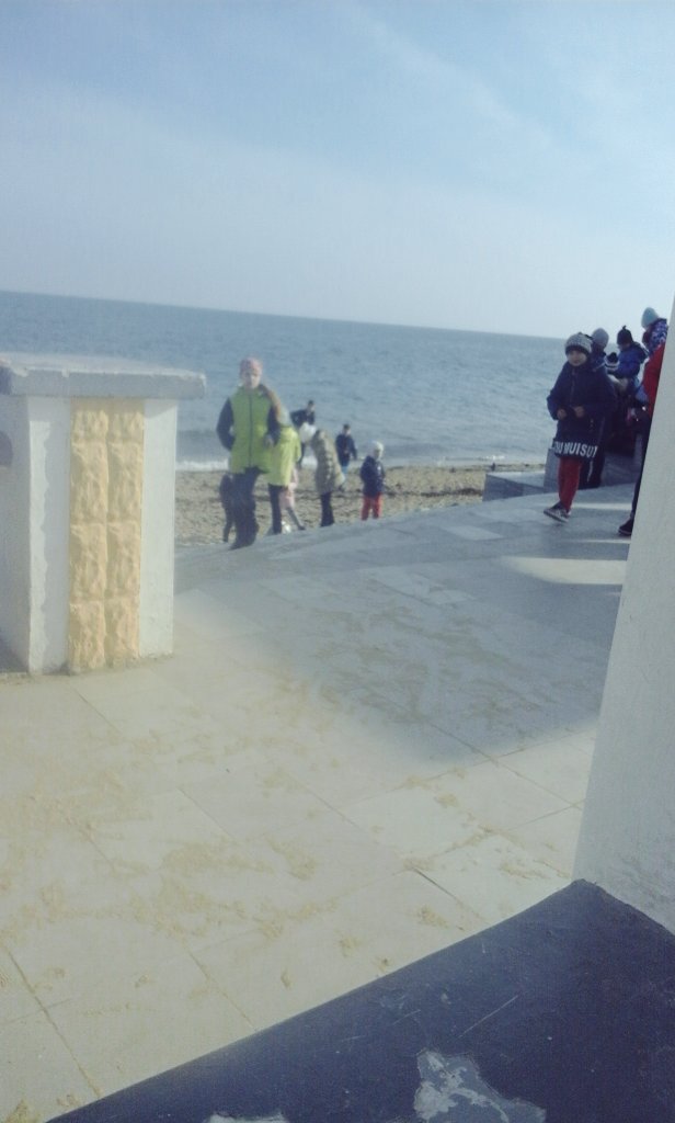 SwetaWesterwell's tweet image. Море волнуется раз. #Евпатория набережная парка #Фрунзе. До каменных оград около 5 метров