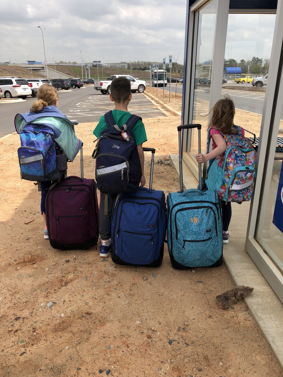 debusf's tweet image. Thanks @LLBean for helping us travel! #everythingfits