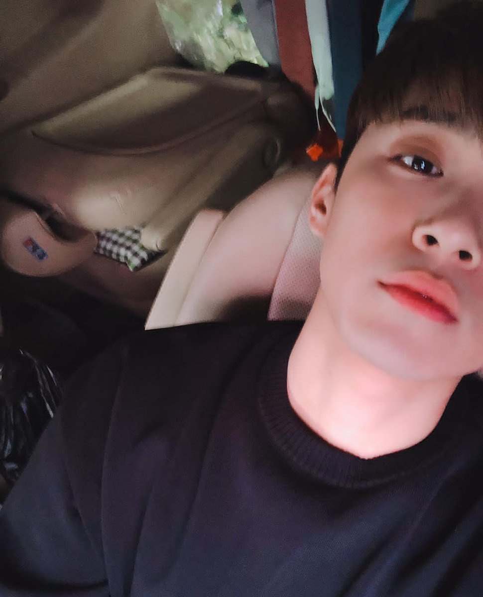 FTIslandBrazil's tweet photo. IG | JJ | DELETADO
#Sonolento 😴
Cr: FTISLAND吧 + colourful247
PTBR: FTIBR https://t.co/WAQdlTyslI