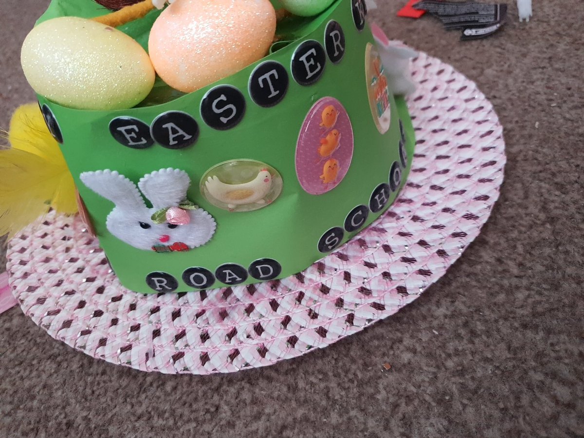 <a href="/densroadps/">Dens Road Primary and Nursery School</a> Katies hat