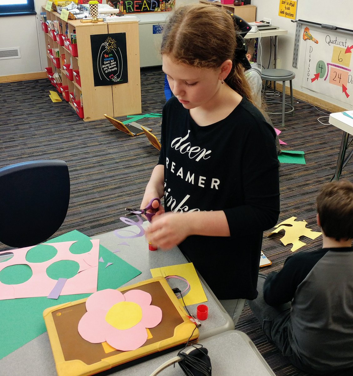 KrisFerguson17's tweet photo. NPE 5th grade #kindness garden in progress because #otherpeoplematter @lafave_ @dziegler15 @Colleen_CK @PosProject https://t.co/yO2FbTDjCC