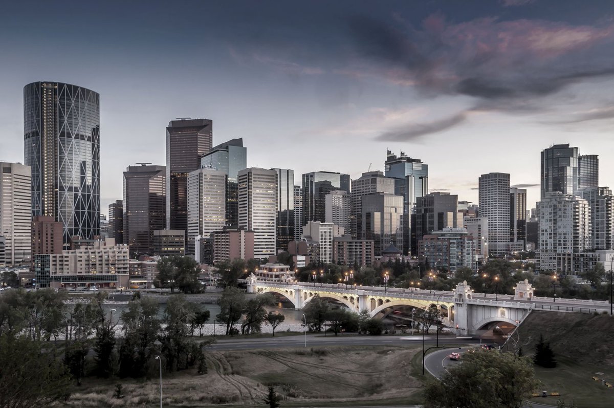 directfocus's tweet photo. Are words your thing? We're looking to add a Retail #Content #Writer to our #Calgary team! Follow the link to apply quickly online: https://t.co/w52DDApOO4 #jobfairy #DirectFocus #Copywriter https://t.co/iNQDJdiiPN