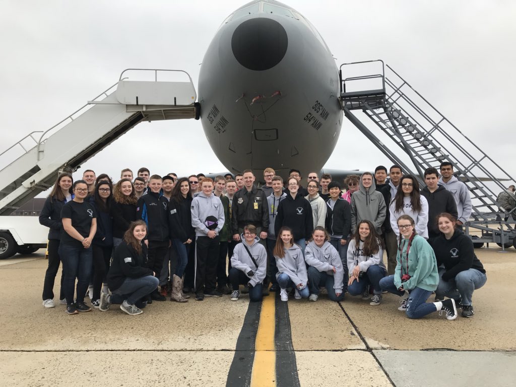 NA_JROTC's tweet photo. North Allegheny JROTC Alumni
Major Mares, KC-10 pilot was a graduate of NA. You never know where Tigers are, doing amazing things! #nasdlearn #nai_tigers https://t.co/bUPJ8E6YLT