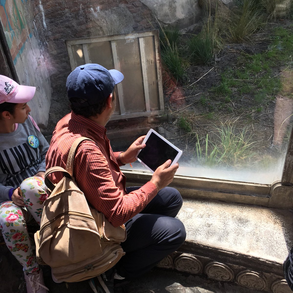 WDWiPadography's tweet image. On an #iPadography safari!