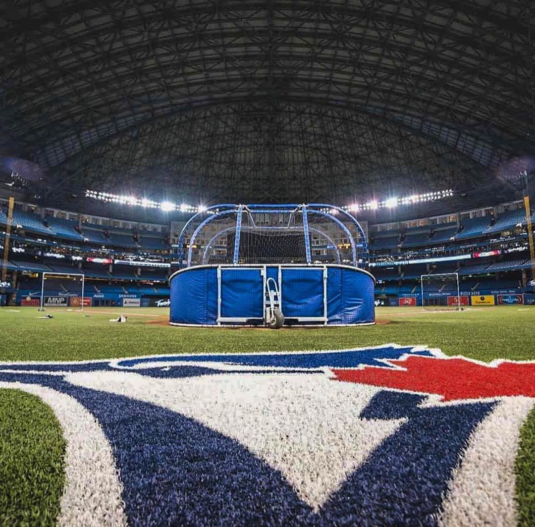 DolceMediaGroup's tweet photo. @bluejays baseball is back! Will you be at the game? 🍻 HomeOpener 
#bluejays #baseball #toronto #yyz #the6 #torontolife #torontofood #foodto #tdot #jays #sports #athlete #dolcemediagroup https://t.co/EwnLT125UJ