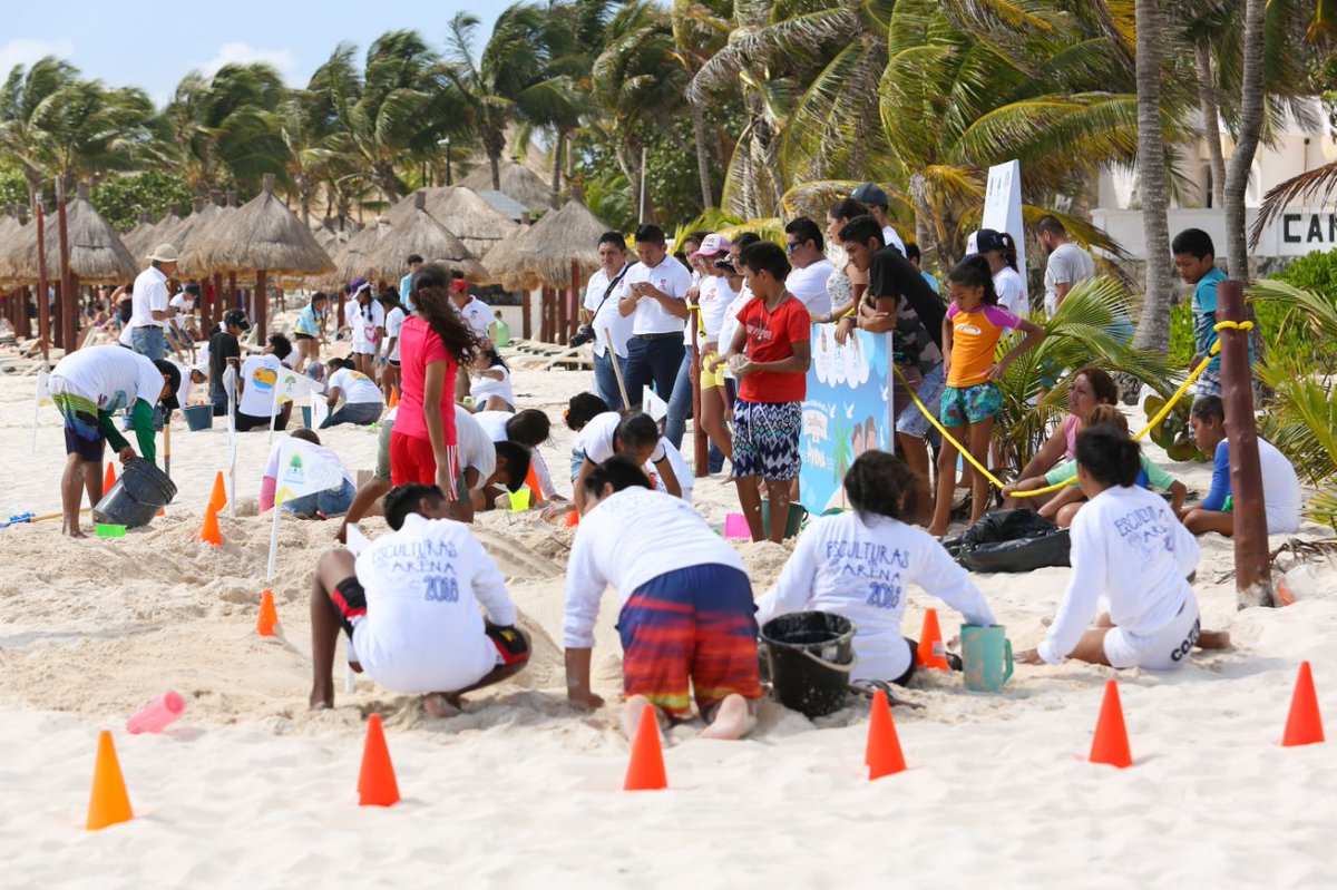 gabyrejondej's tweet photo. Todas las niñas y niños dieron lo mejor de sí en estos concursos, donde demostraron su creatividad, felicidades a los municipios de Lázaro Cárdenas, Othón P.  Blanco y Tulum, por ganar el primer, segundo y tercer lugar, respectivamente, del concurso de esculturas de arena. https://t.co/n2KXNgkBoN