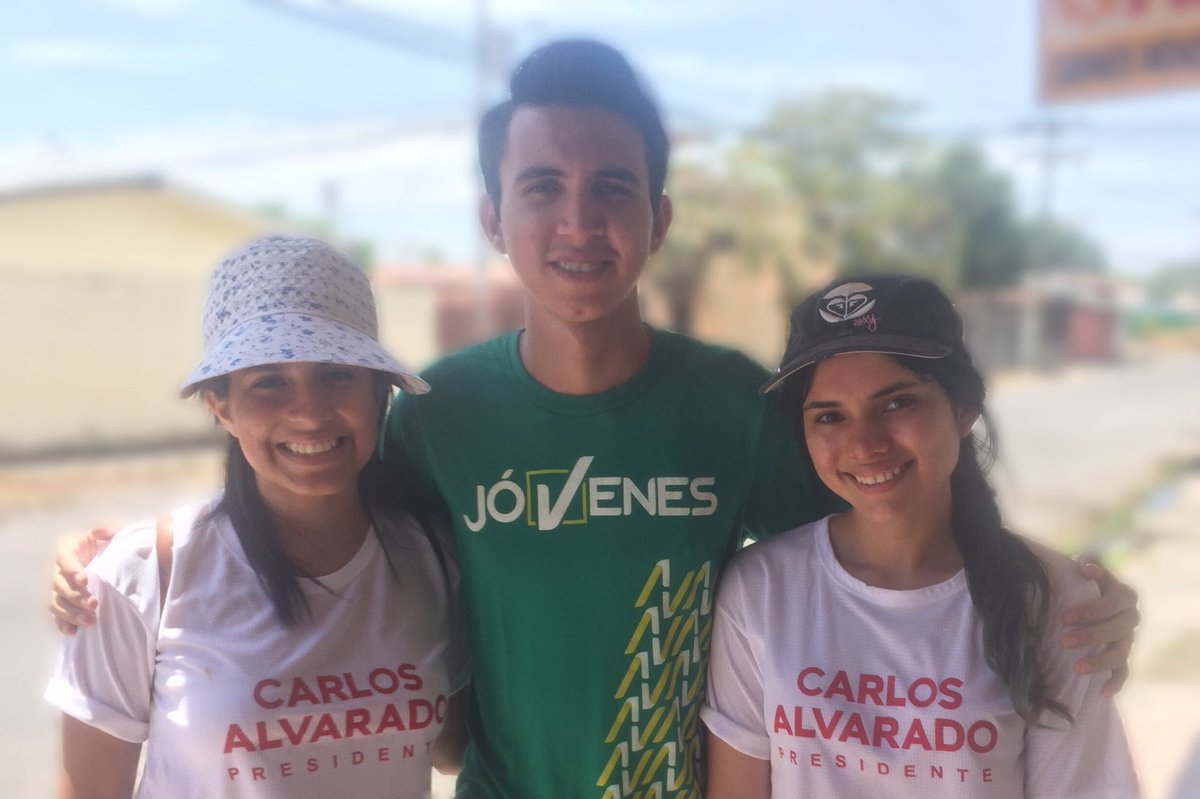 En Puntarenas hoy @Sara_Cognuck @CRCcitizen y <a href="/brandon_toruno/">Brandon Toruño</a> trabajando por Costa Rica. 🇨🇷
#EsporCostaRica