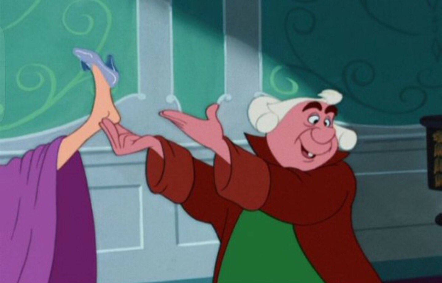 Share more than 142 cinderella glass slipper meme latest esthdonghoadian