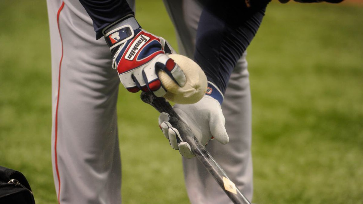 RedSox's tweet photo. Less than an hour away from the real deal! #OpeningDay https://t.co/l2tLtZkmtc