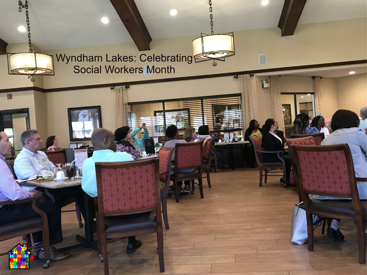 JaxHomeCare's tweet photo. We had an amazing time yesterday at Wyndham Lakes. We were all treated with a five star lunch and the service was outstanding. The residences are lucky. Thank you Wyndham Lakes for having us.
#WyndhamLakes #ThankYou #Seniors #JaxHomeCare #SeniorCare #SocialWorkers #CaseManagers https://t.co/uI51Wh57yA