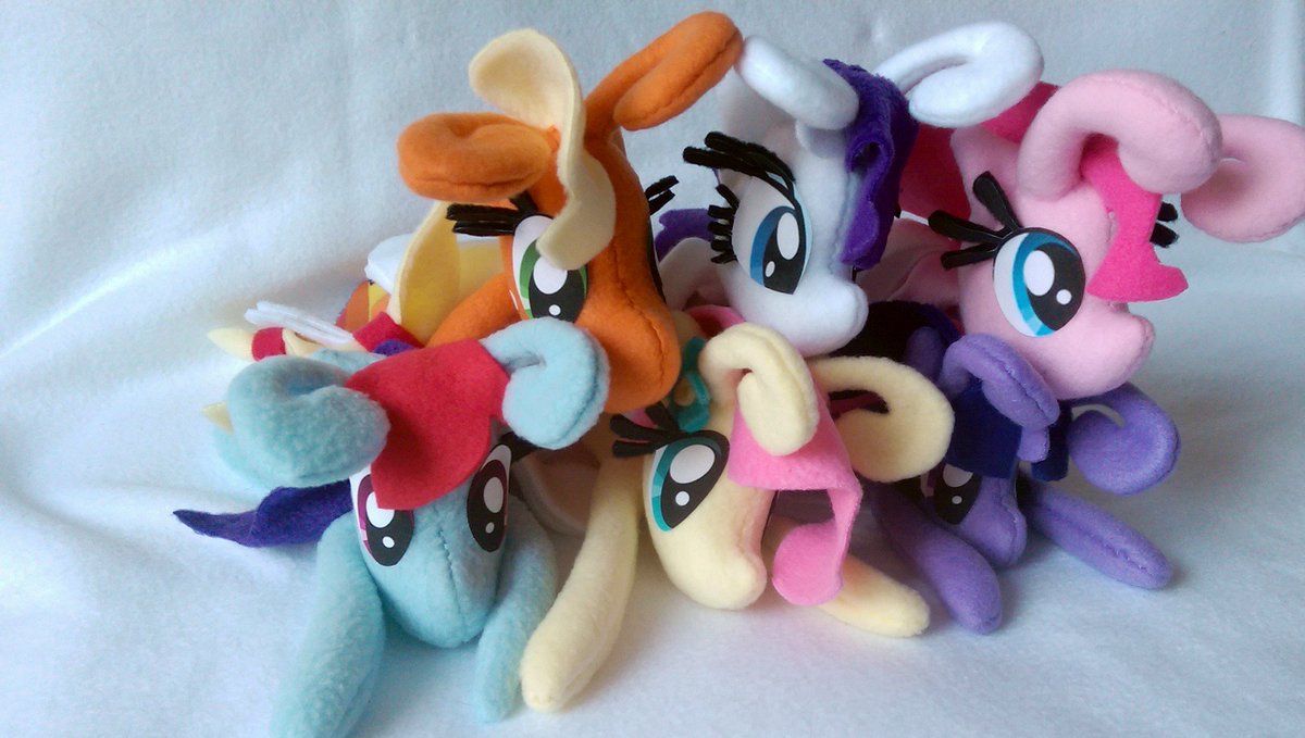 FleeceFriends's tweet photo. Mane 6 breezies all cute together :D
https://t.co/mbBXj82gb2

#mylittlepony #mlp #pony #plushie #plush #mane6 #brony #handmade #fleece #beanie #breezie #twilightsparkle #fluttershy #rainbowdash #applejack #rarity #pinkiepie https://t.co/aQ2NRESicr
