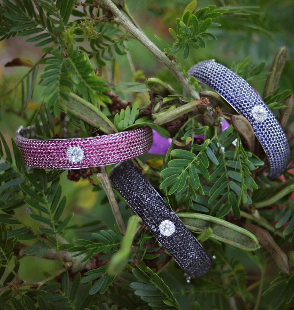 PortShopping's tweet photo. Really hoping to find a few of these in the #Easter basket this year. #DiamondsInternational #CrownofLight #crownberrybangles #portshopping #RoyalCaribbean #CelebrityCruises https://t.co/ir3NXG0Ojj