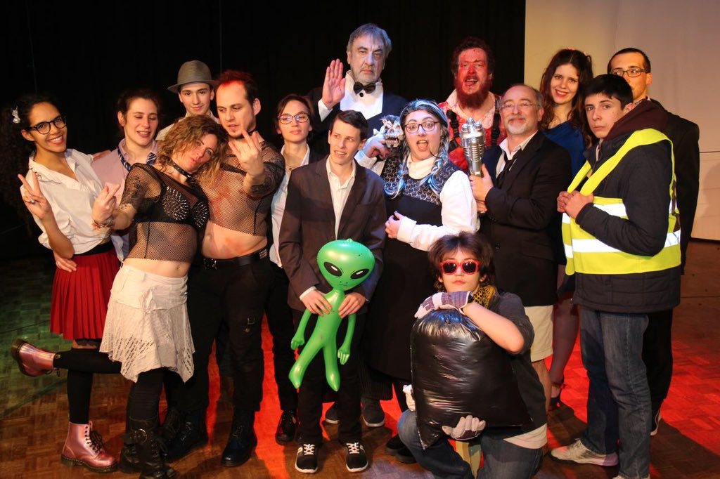 LesImpropotames's tweet photo. Le premier catch impro de plein de nouveaux potames !!!!!! #impro #LimproCestBien #CatchImpro #Rumilly #LesImpropotames #FestUp https://t.co/xLHlb1iiHm
