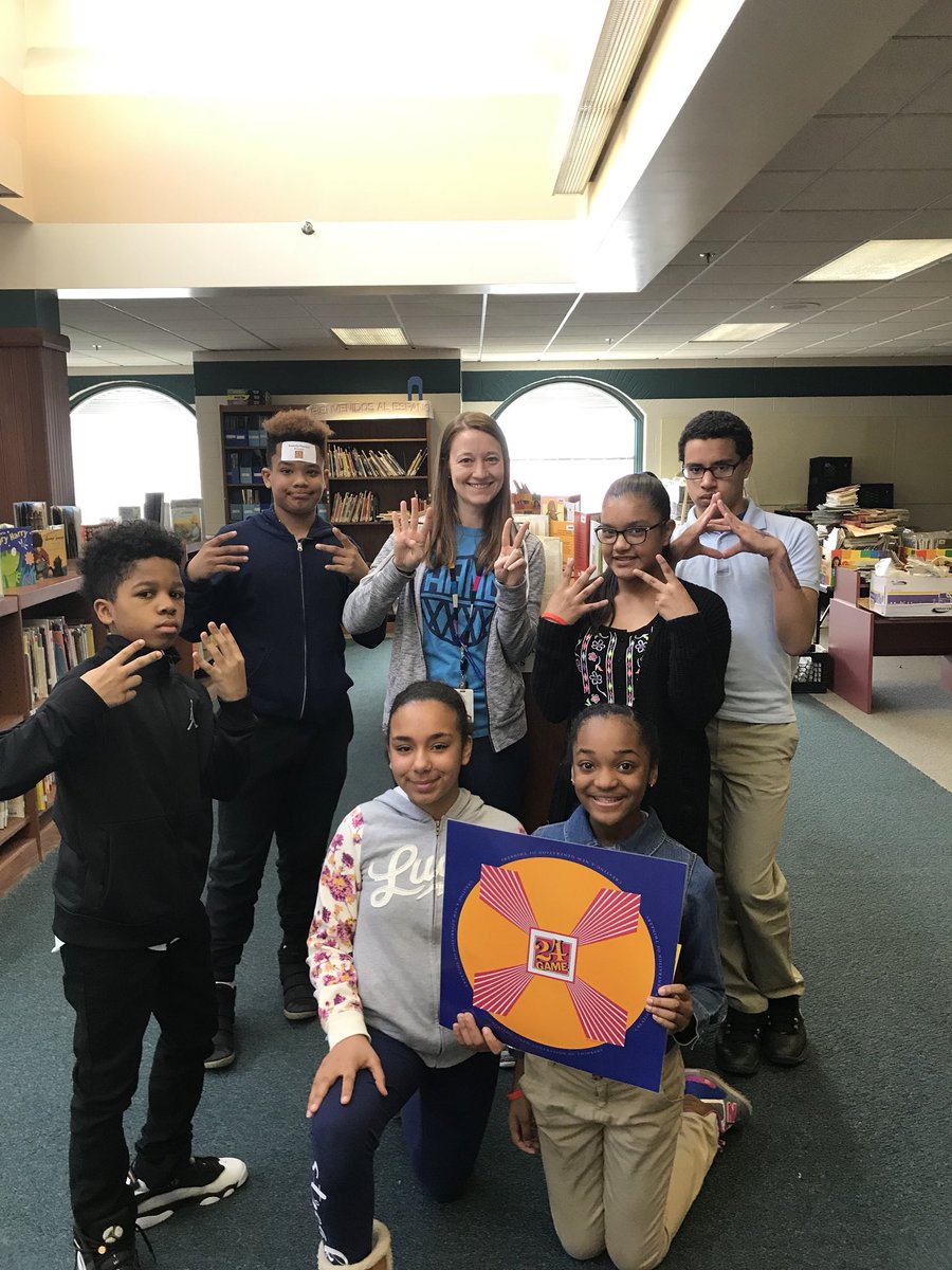 LancDoesMath's tweet photo. Hand had a blast at the 24 Math challenge this morning! #SdolSTEM #mathisfun #HandPride https://t.co/TYn8e0giMM