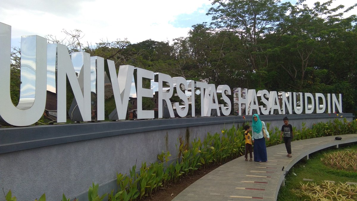 Kampus Unhas kian keren.