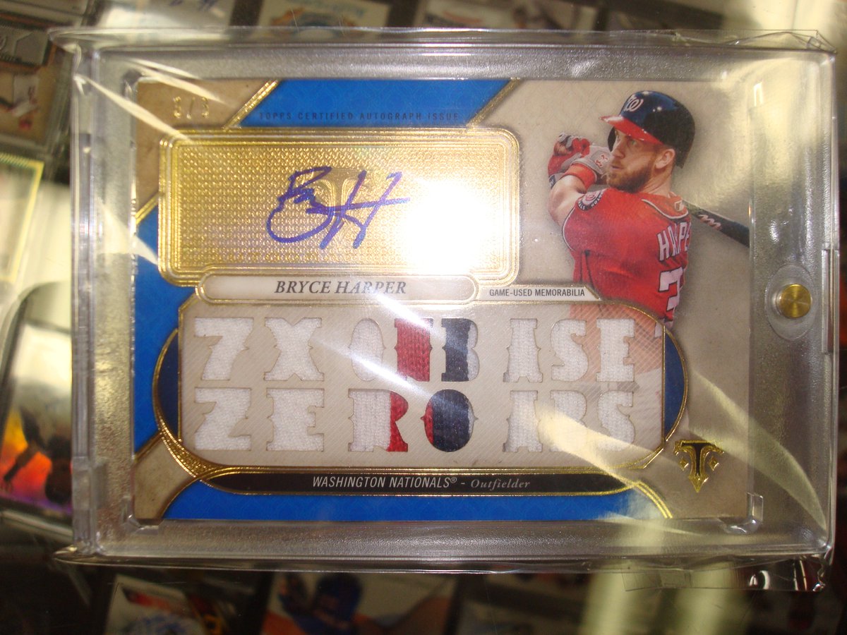 DiamondSportsCa's tweet image. Congrats Big G #CatchOfTheDay 2017 @Topps #TripleThreads #Baseball #BryceHarper Auto Relics #3/3 ...NICE!  @SHOWYOURHITS #TheHobby #CardShop